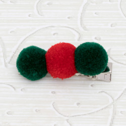 Gancho pompom verde e vermelho